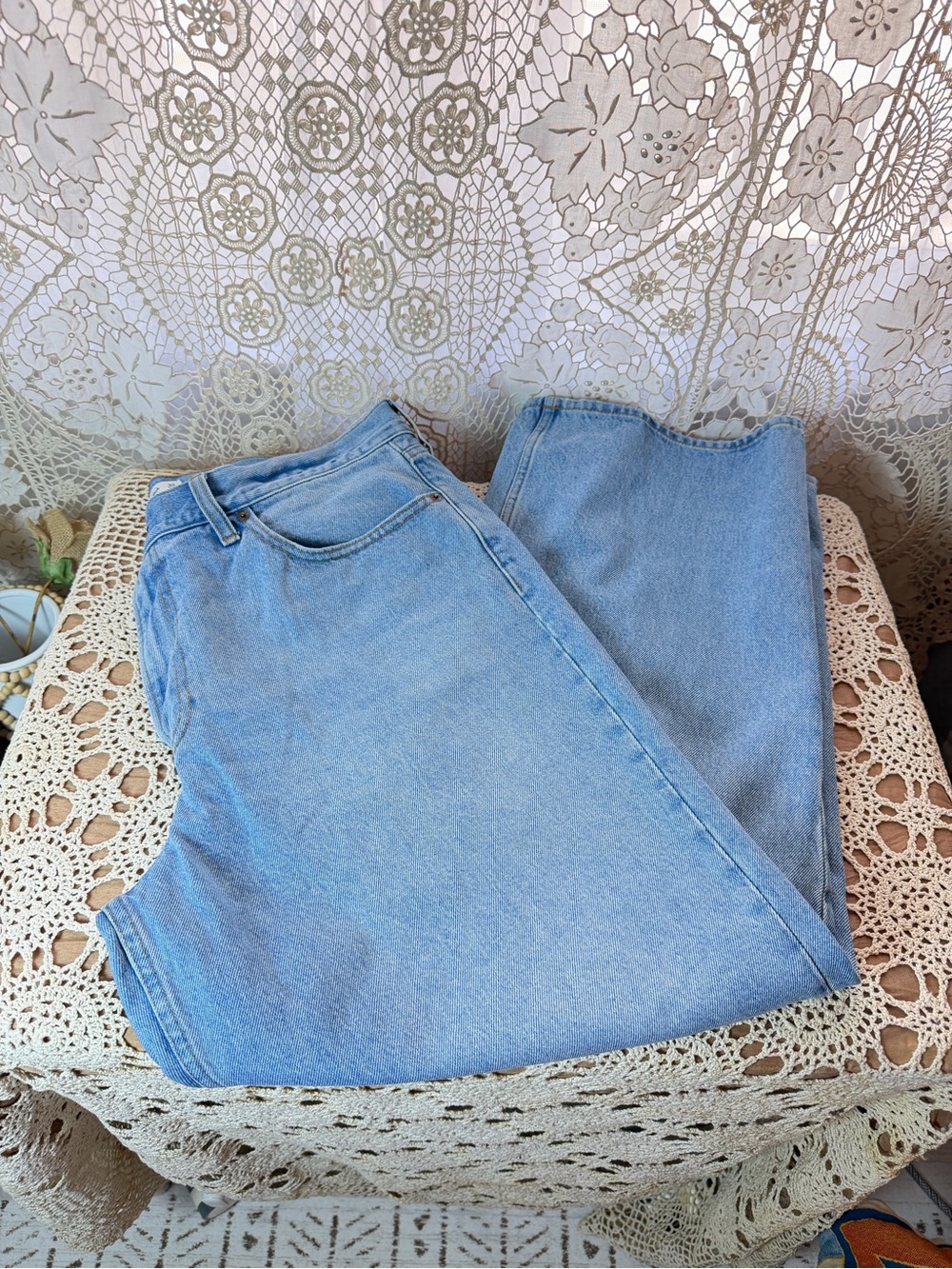Abercrombie & Fitch Women's Slouchy Jean Mid Rise Light Blue Denim Jeans